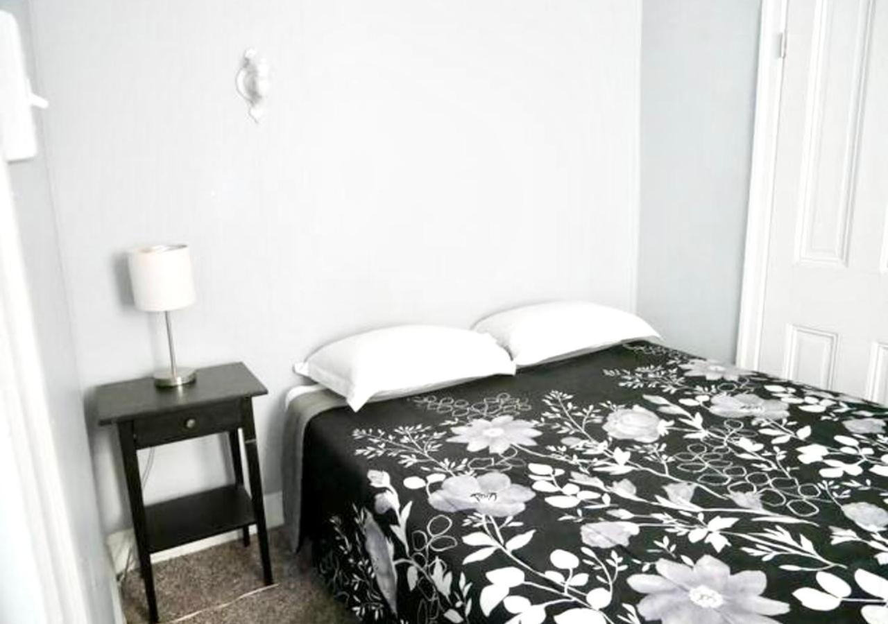Clover 2900 - Apartment And Rooms With Private Bathroom Near Washington Ave South Philly Filadélfia Exterior foto